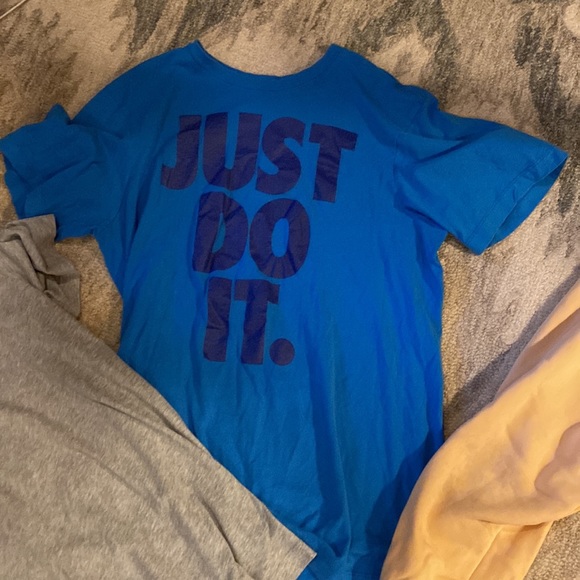 Nike 8 piece bundle😊 - Picture 4 of 9